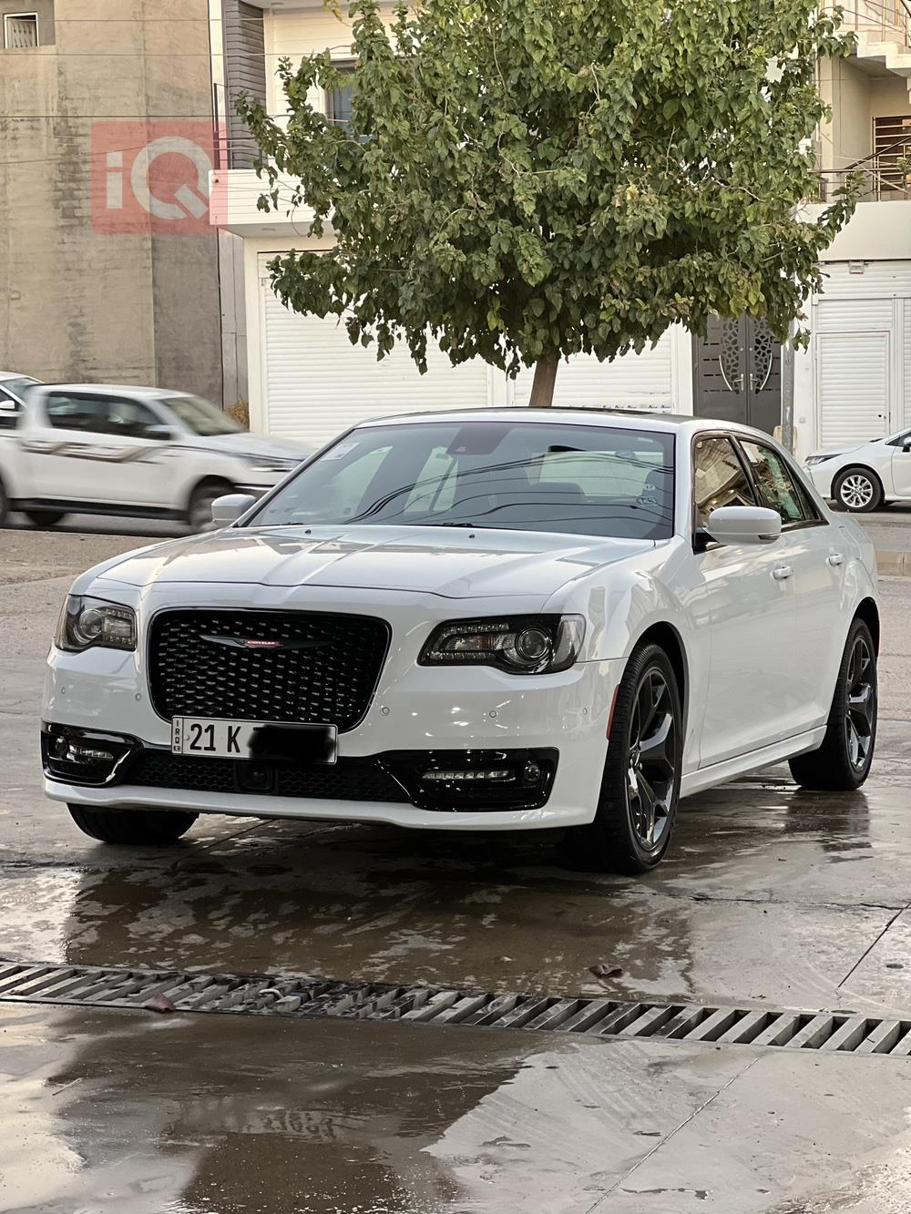 کرایسلەر 300
